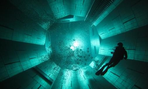 Nemo 33 