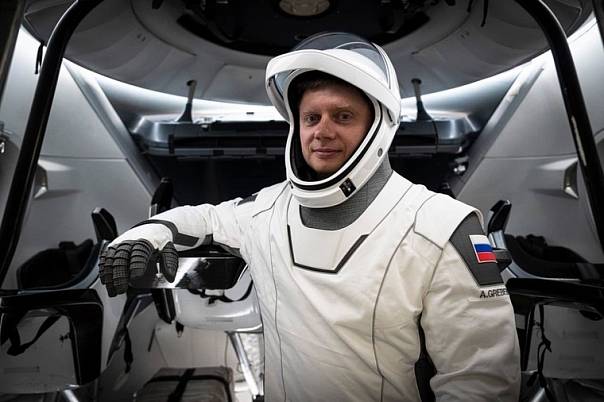 Выпускник МТУСИ Александр Гребёнкин покоряет космическое пространство
