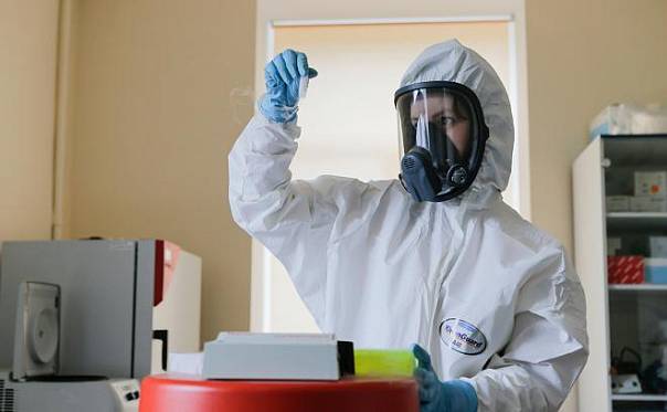 В России начались испытания первой назальной вакцины от COVID-19