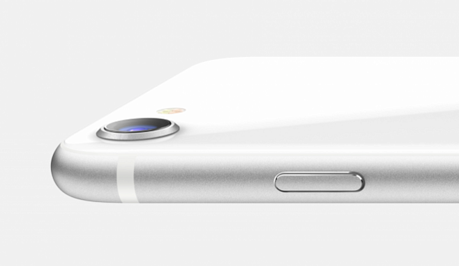 Часть выручки с продажи красных iPhone SE 2020 пожертвуют на борьбу с коронавирусом