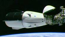 Космический корабль Crew Dragon успешно состыковался с МКС 