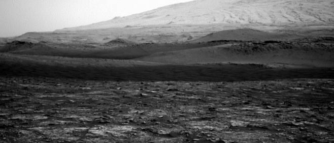 Марсоход NASA заснял марсианского пыльного дьявола
