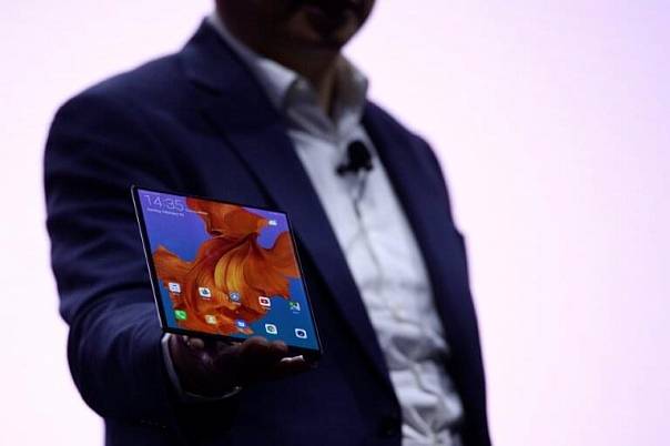 В Huawei представили новый складной смартфон