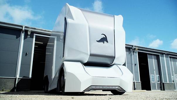 Самоуправляемый грузовик T-Pod без кабины для людей