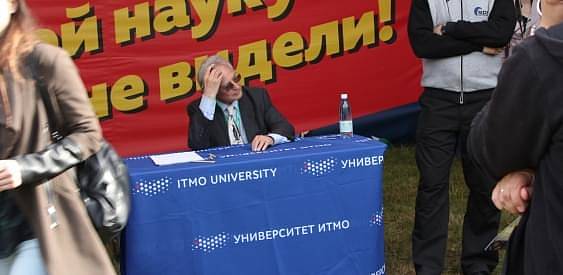 Отец мемов о мемах