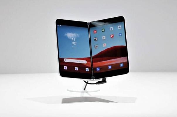 Microsoft выпустит складной смартфон с двумя экранами