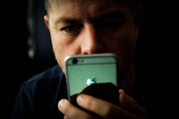 Apple выпустила iPhone для хакеров