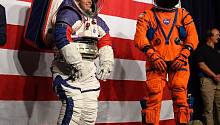 NASA представило новые универсальные скафандры