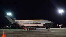 Космический самолет ВВС X-37B приземлился после рекордных 780 дней на орбите
