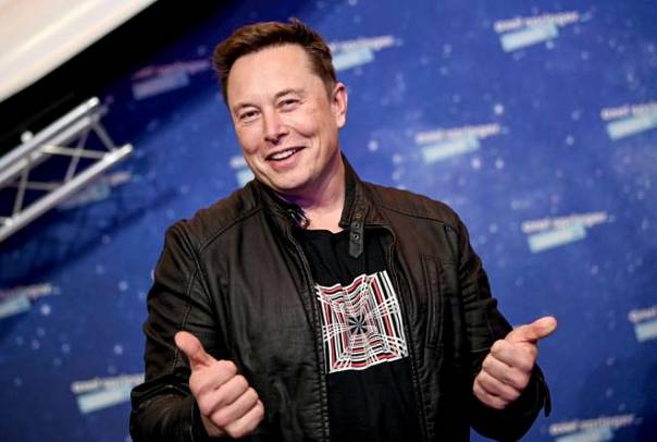 Илон Маск спровоцировал падение акций Tesla и потерял 15 миллиардов долларов