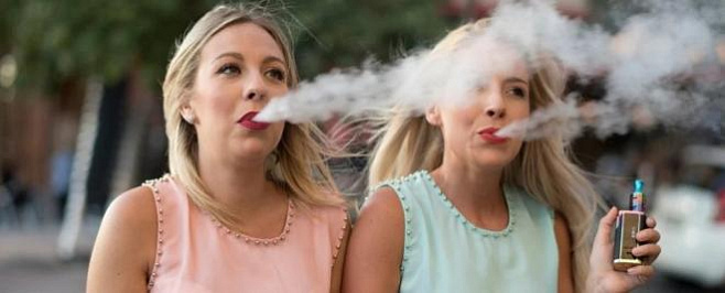 Ученые считают, что выбросы от электронных сигарет нельзя называть паром 