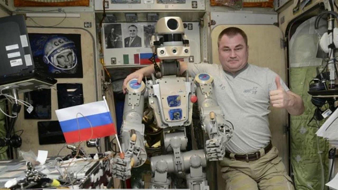 Роскосмос: «Союз МС-14» с «роботом Федором» на борту совершил посадку