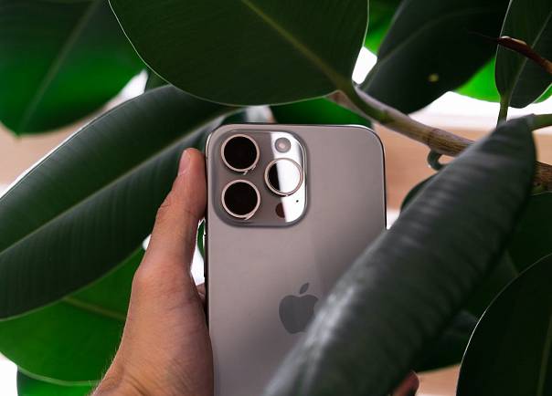 iPhone 15 Pro Max: обзор и сравнение с iPhone 17 Pro Max