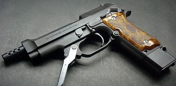 Beretta 93R: со службы – в Голливуд 