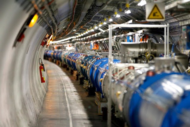 На Большом адронном коллайдере впервые засекли «призрачные» нейтрино
