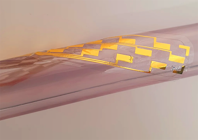 Новый электроимплант спинного мозга поможет людям с болями в позвоночнике