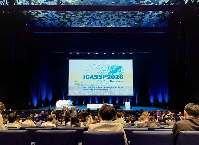Студент ВМК МГУ представил доклад на конференции ICASSP 2026 в Барселоне