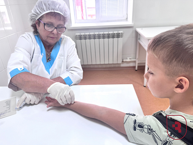 Осторожно, амброзия! Врачи СГМУ имени В.И. Разумовского призывают не откладывать визит к аллергологу 