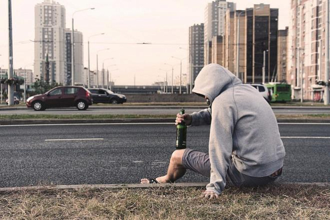 Воздействие анестетиков в подростковом возрасте может быть причиной злоупотребления алкоголя в позднем возрасте