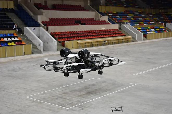 В Москве проходят испытания первого отечественного аэротакси