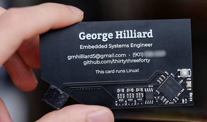 Энтузиаст разработал визитку-микрокомпьютер на Linux